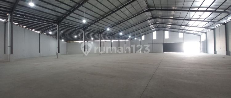 Gudang baru di Kawasan Gudang Semarang Barat  1