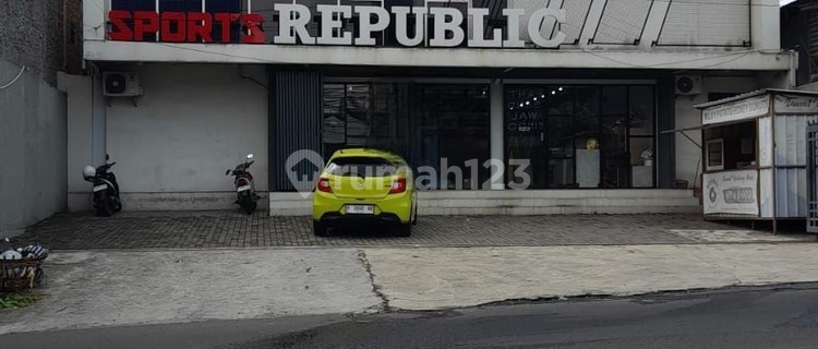 Business Space Suitable for Office, Cafe, Bank, Restaurant by the Main Road in the Tembalang Area 1