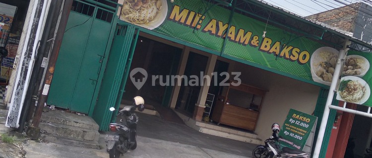 Shop House by a Busy and Strategic Main Road 1