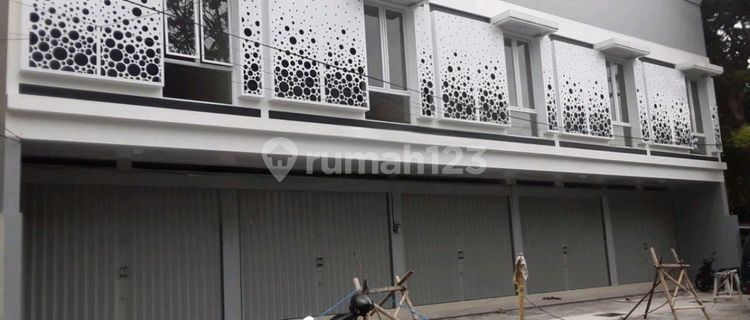 2-Story Shop House on a Busy and Strategic Main Road 1