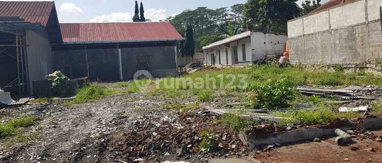 Warehouse with Large Land Area in Cangkiran Mijen Area 1