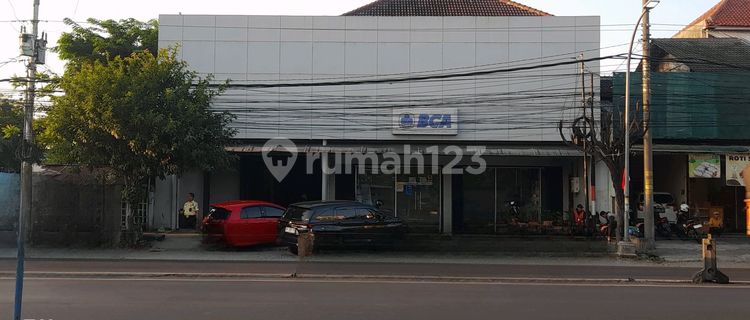 Shop House / Pedurungan Business Space in a Strategic Main Road Location 1