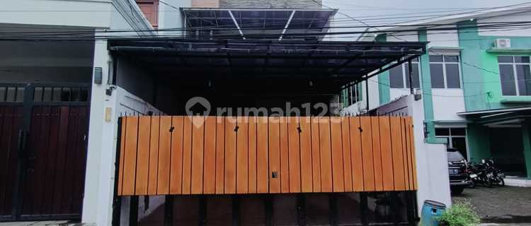 2-story house with swimming pool in Ungaran area. 1