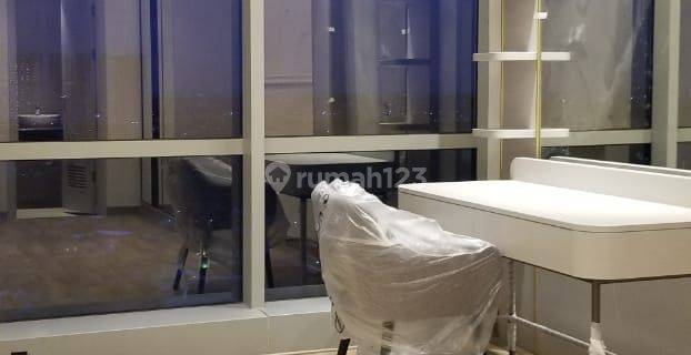Disewakan Apartemen Grand Sungkono Lagoon Caspian Dekat Bukit Mas, Tol Satelit, Mayjend Sungkono, Dukuh Pakis, Ptc, Citraland 1