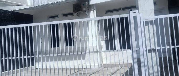 Rumah nyaman lokasi strategis di Cigadung, Bandung 1