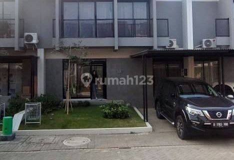 Rumah Nego Semi Furnish Baru di Kota Baru Parahyangan 1