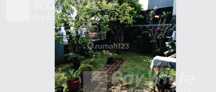 Rumah Bagus Semi Furnished di Sayap Pasteur, Bandung 1