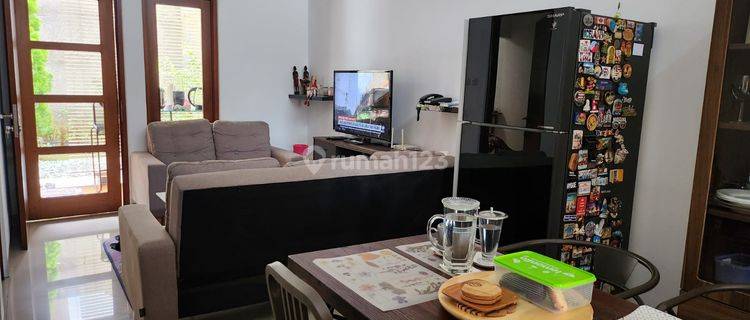 Rumah Bagus Furnished SHM di Puri Dago Mas, Bandung 1