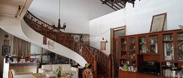 Rumah Cocok Dijadikan Kantor di Batu Indah, Terusan Buah Batu 1