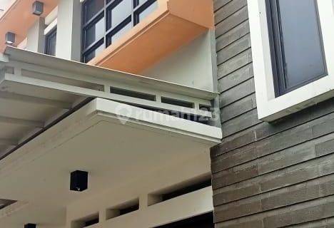 Dijual Rumah Spesial Di tempat nyaman Dibatununggal 1