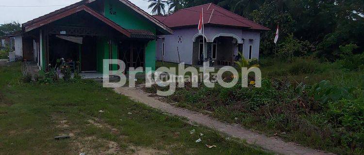 Lahan beserta 2 Rumah di tepi Jl.Mulawarman Balikpapan Timur 1