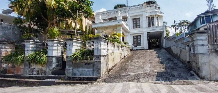 Rumah Mewah 3 Lantai View Laut Di Markoni Balikpapan 1