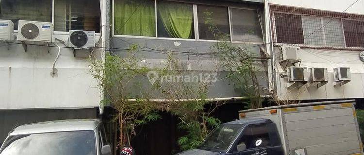 Ruko Jual di Gajah Mada Jakarta Pusat  1