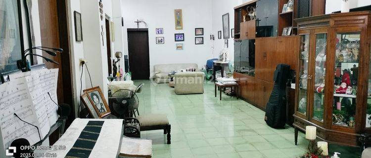 Rumah Senen Jakarta Pusat Bagus Harga Nego 1