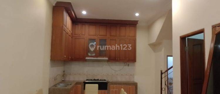 Rumah Bagus Danau Indah Sunter Semi Furnished 1