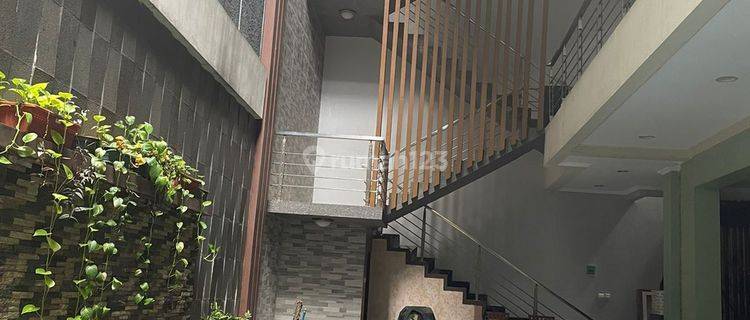 Dijual Rumah Full Furnish di Taman Modern Cakung Jakarta Timur 1