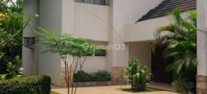 Dijual Rumah 2 Lantai Lokasi di kayu Putih Jakarta Timur  1