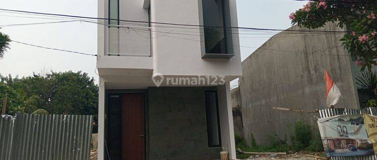 Rumah Modern Minimalis di Legoso Tangerang Selatan Semi Furnished 1