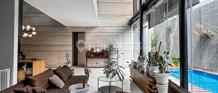 Rumah Mewah 2 Lantai di Panglima Polim Kebayoran Baru Ada Pool 1