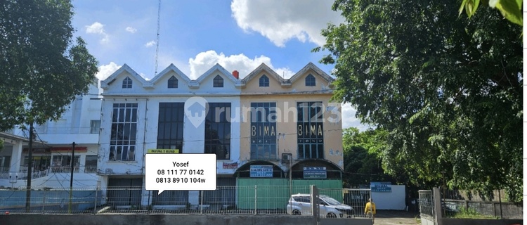 For Sale: Land Plus 5 Shophouses Plus Warehouse on Mauk Main Road, Tangerang 1