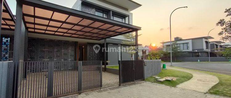 Dijual Rumah Mewah Full Furnished Di Kota Baru Parahyangan Bandung di Nayapati
Kota Baru Parahyangan 
Bandung 1