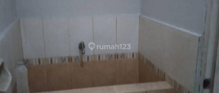 Ruko Mataram 2 Lantai Hadap Barat,Siap Pakai 1