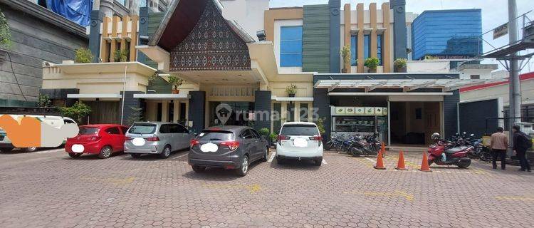 Gedung Usaha 29,8 X 55 Jl Gajah Mada Siap Huni Inti Kota 1
