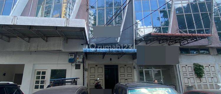 Disewakan Ruko SHM di Jalan Suka Mulia, Medan 1