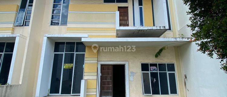 Dijual Villa Di Komplek Graha Metropolitan Sophie Suite  1