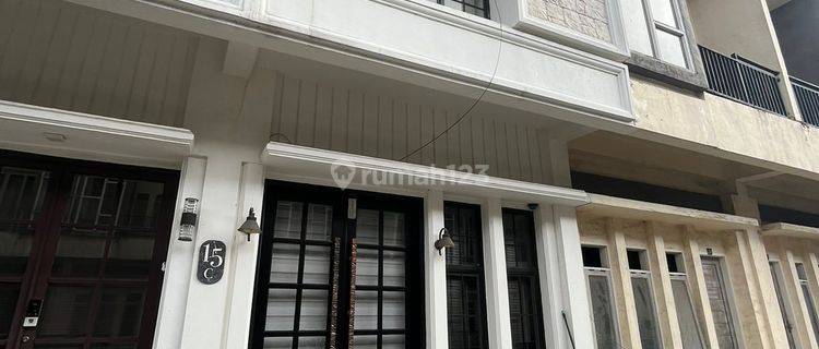 Dijual Rumah Di Komplek Takapuna Residence Jl Graha Metropolitan 1