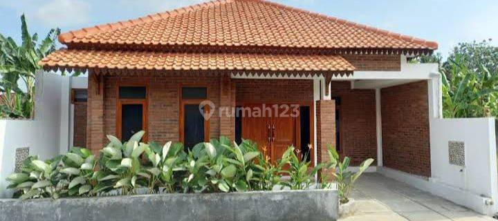 Rumah Modern Minimalis di Jogja Dekat Bandara Yia Kulon Progo 1