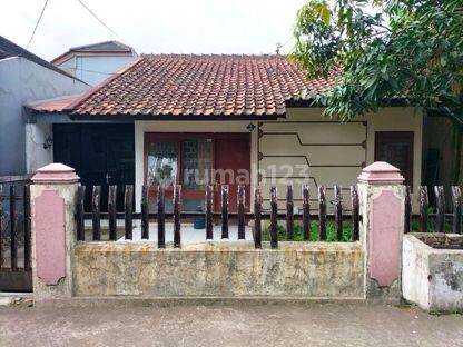 Rumah Bagus Unfurnished SHM di Nata Endah Kopo Sayati, Bandung 1