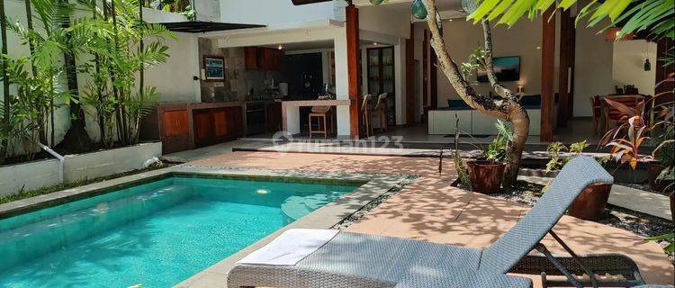 THREE BEDROOMS VILLA FOR LEASE 35 YEARS AT UMALAS 1