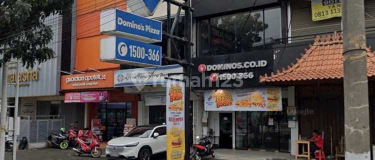 For Rent 3-Story Strategic Shop House in Meruya Ilir Raya - West Jakarta 1