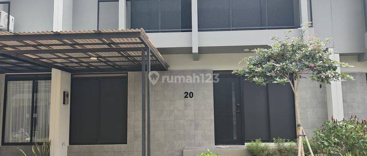 Rumah Baru Siap Huni 2 Lantai di Kota Baru Parahyangan Bandung 1