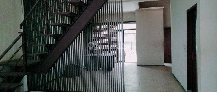 Rumah Strategis Cocok Untuk Kantor Sayap Burangrang Bandung Kota 1