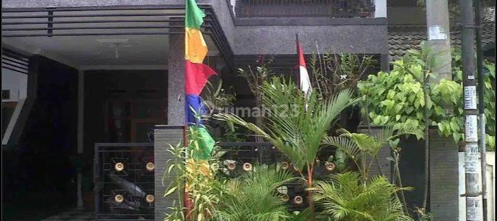 Rumah bagus 2 lantai dalam komplek di antapani 1