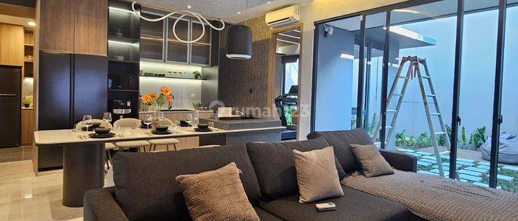 Rumah Baru Luxury Modern Elite di Hillary Summarecon Bandung 1