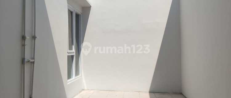 Rumah Siap Huni Di Kota Semarang Dekat Taman Bangetayu Wolter 1