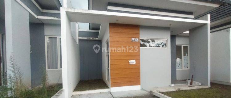 Rumah Premium Shm Bsb Village 15 Menit Unika Uptown Mall Bca 1