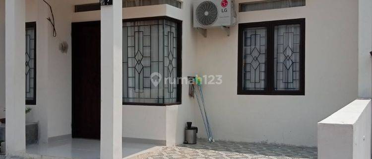 Rumah Terlaris Dapatkan Harga Spesial Minggu Ini Free Kitchen Set,ac Akses Mobil di Citayam 1
