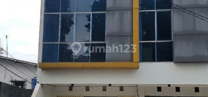 3-Story Shop House 4X17 for Rent/Sale in South Bogor 1