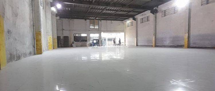 Disewakan Gudang Ex Futsal Luas 378 Cipinang Jakarta Timur 1