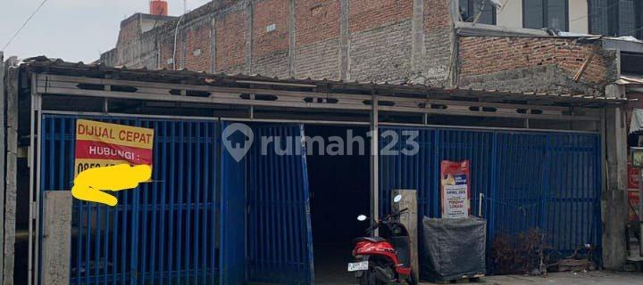 Shop House and 500 Square Meter Land for Rent in Sawangan, Depok 1