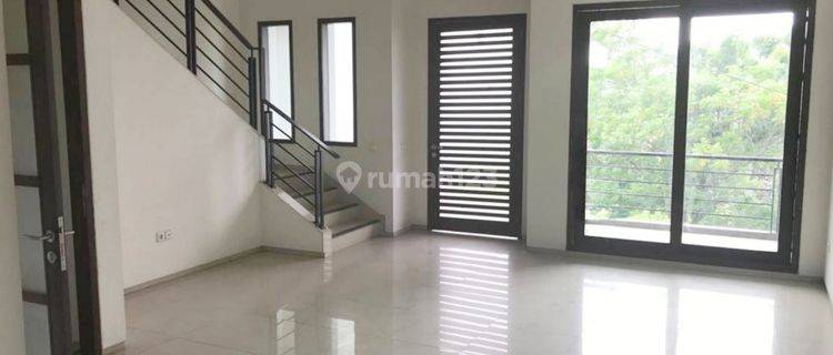 RUMAH 3LANTAI DAERAH GAJAHMUNGKUR 1