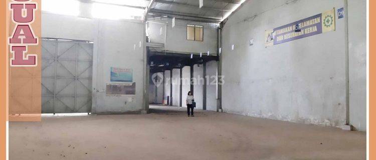 Pabrik Lokasi Emas di Pinggir Jalan Raya Hasyim Ashari , Cipondoh - Tangerang  1