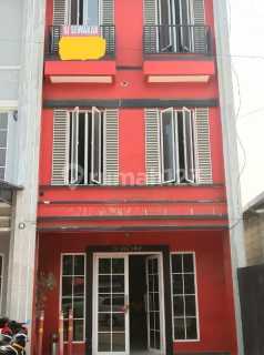 3-story shophouse for sale in Ciater near BSD strategic location 1