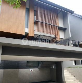 Turun Harga Rumah Cantik dengan Attic Room Cluster Caelus Greenwich Park BSD City Dekat Pusat Kuliner Gading Serpong, Mall Eastvara, Q Big, Grand Lucky Store 1