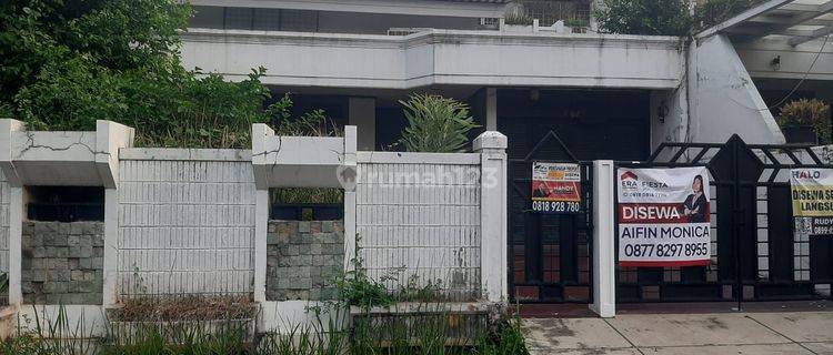 Disewakan rumah Puri Indah 2lantai termurah siap huni 1