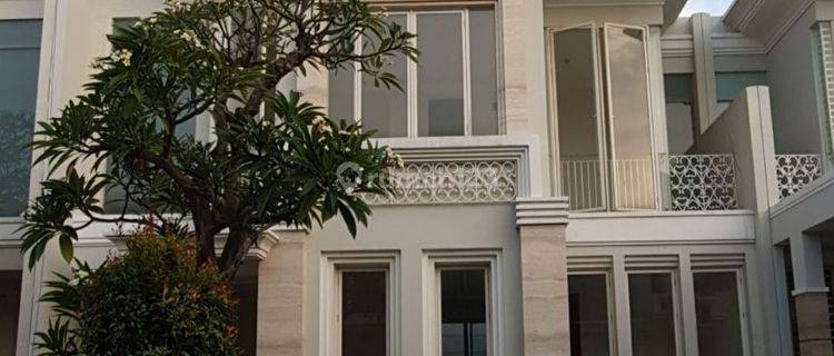 Rumah Grand Island Pakuwon City Surabaya 1